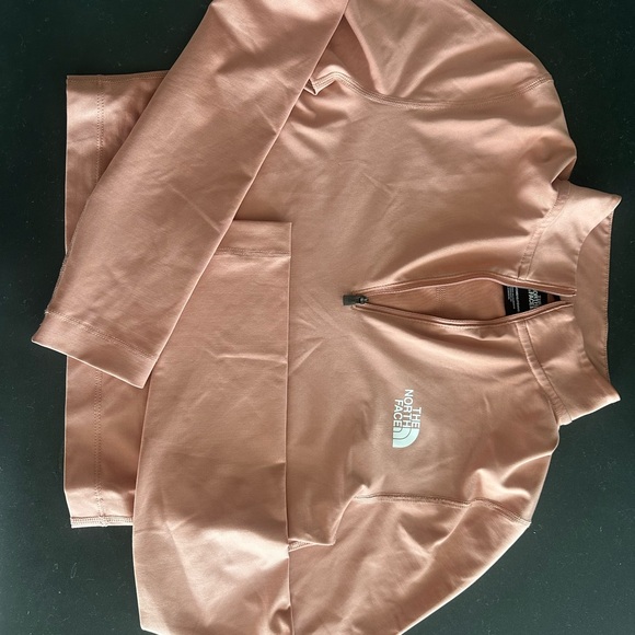 The North Face Women's Rose Half-Zip top - Picture 1 of 3